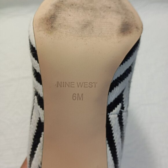 Nine West Stilettos Heels Size 6M Black & White Chevron Pointed Toe Womens - Picture 5 of 10